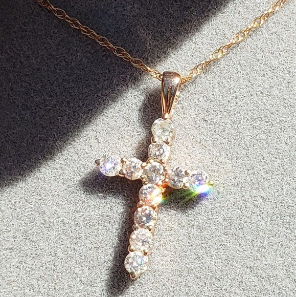 💎NOT FOR SALE! TRADED! Genuine Diamond Cross💎 - Picture 6 of 8